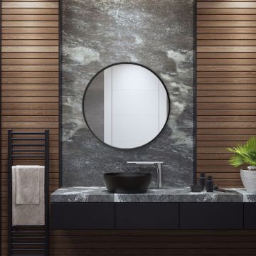 Fürdőszobai fali tükör Modugno (Ø): 60 cm fekete [en.casa]